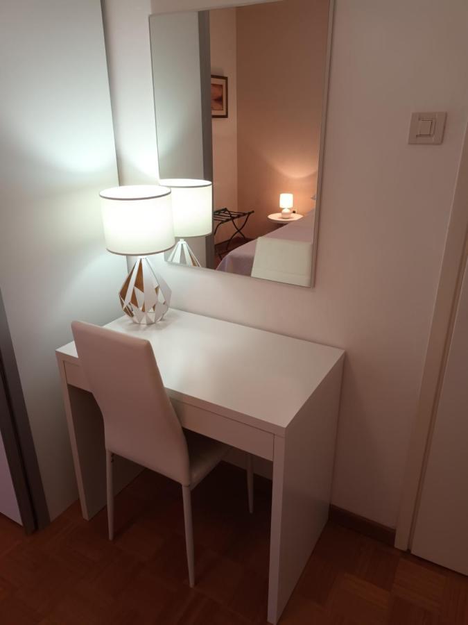 רוביני Apartments Leo מראה חיצוני תמונה